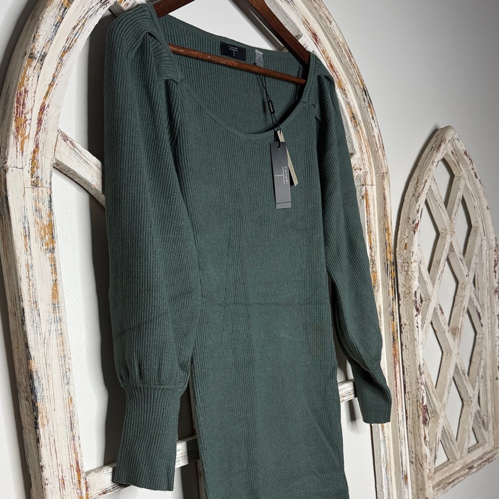 Tahari Sage Long Sleeve Ribbed Midi Dress- Size S- NWT - Picture 3 of 7